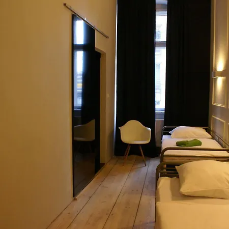 Tenement House Hostel Poznan