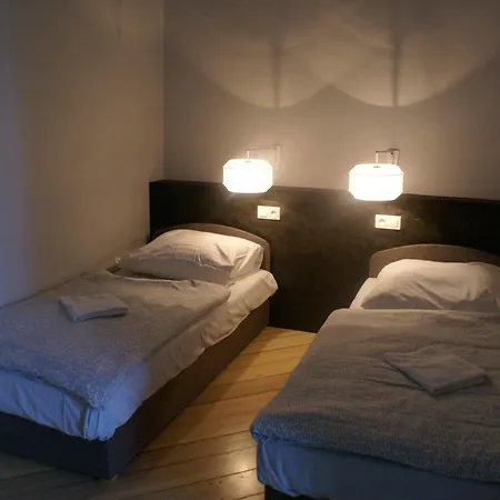 Tenement House Hostel Poznan